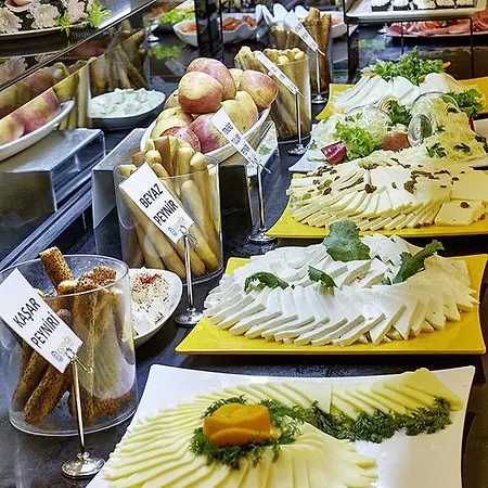 Cunda Uygulama Ξενοδοχείο Ayvalı